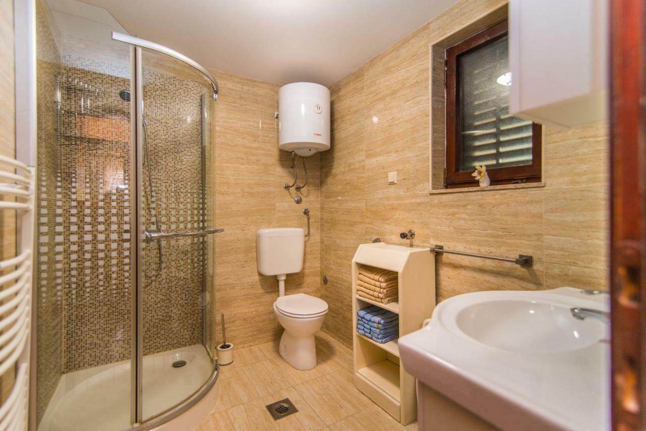 Apartmani Marina Poreč Exterior foto